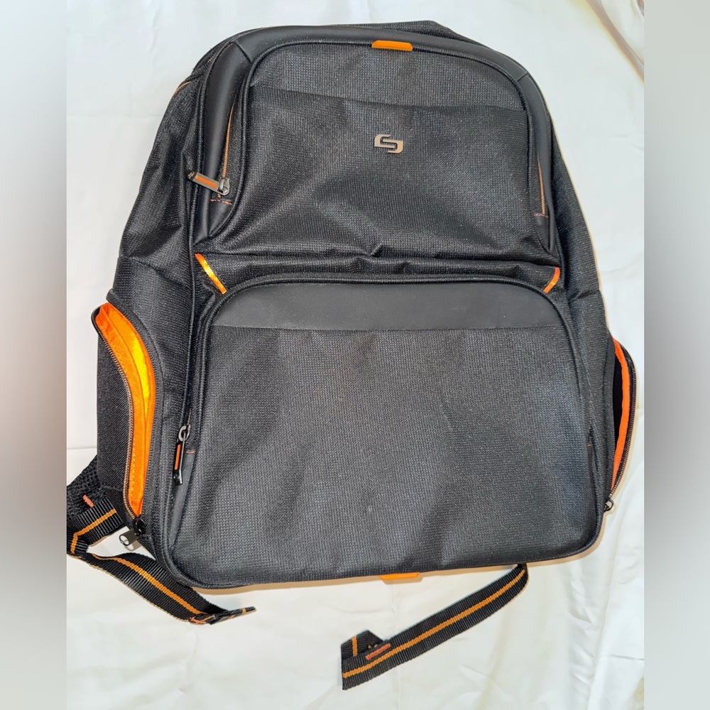 Solo Tech Backpack